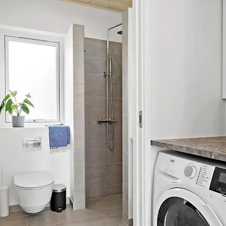 Lovely In With Kitchen