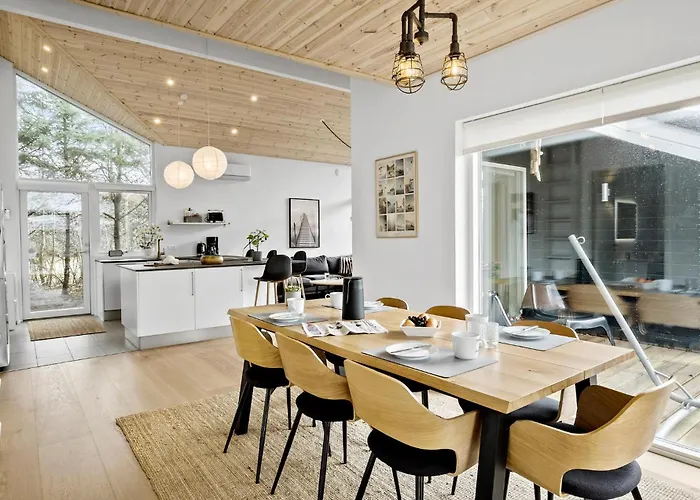 Lovely In With Kitchen * Hadsund