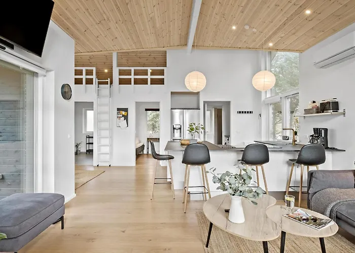 Semesterbostad Lovely In With Kitchen *