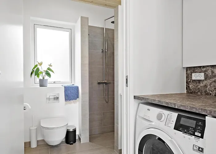 Lovely In With Kitchen
